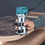 Фрезер Makita RT0700C