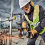 Угловая шлифмашина аккумуляторная DeWalt DCG405P2