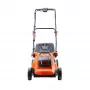 Газонокосилка Patriot CM 430 в работе на участке