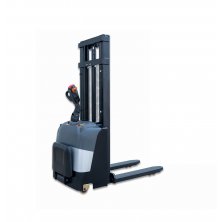 Штабелер самоходный TOR QDA15-EM 1,5 т 2,5 м