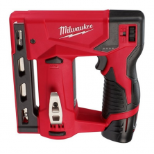Скобозабивной пистолет Milwaukee M12 BST-202X