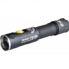 Фонарь Armytek Partner C2 Pro v3 XHP35 (тёплый свет)
