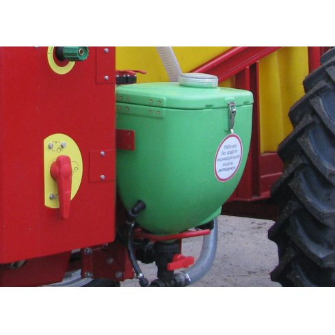 Прицепной штанговый опрыскиватель Зубр GrandMaster 3024 (Bravo 180S + Matrix 570 GS)