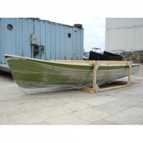 Стеклопластиковая лодка Cтрингер 415