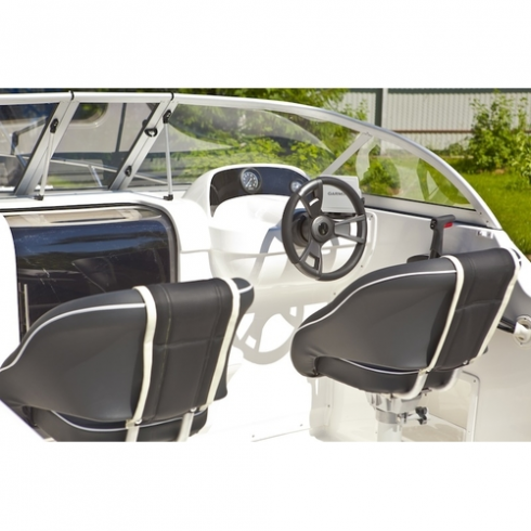 Каютный катер Феникс 560