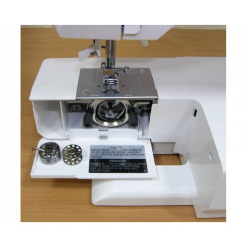 Машина швейная Jaguar Escape V-500