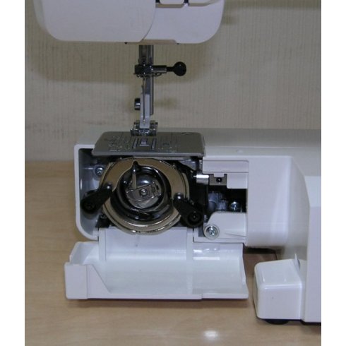 Машина швейная  Janome  S-17