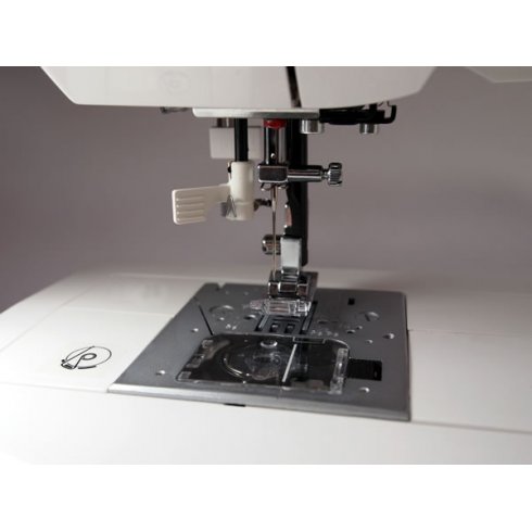 Швейная машина Singer Confidence 7467