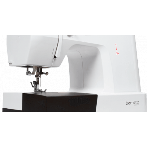 Швейная машина Bernina Bernette London 5 (аналог 15)