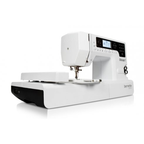 Швейно-вышивальная машина Bernina Chicago 7