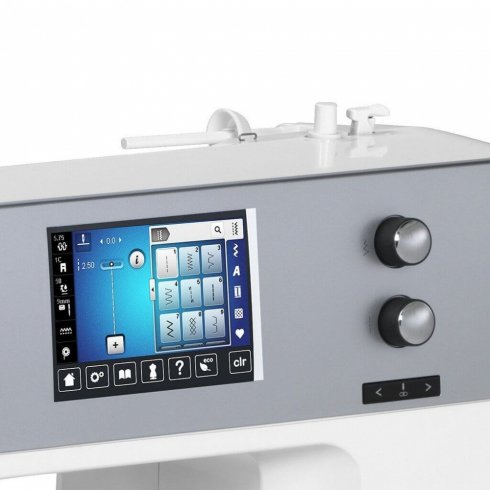 Швейно-вышивальная машина Bernina 720