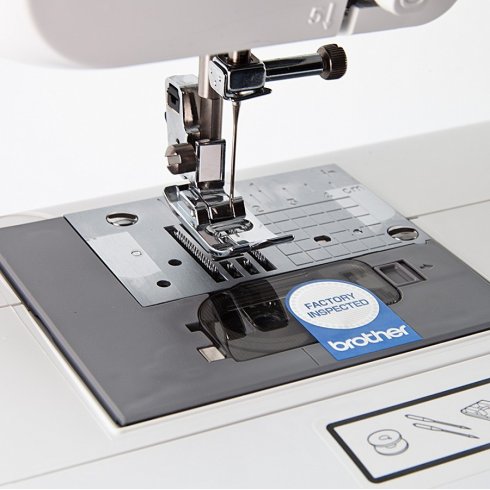 Швейная машина Brother XL 2220