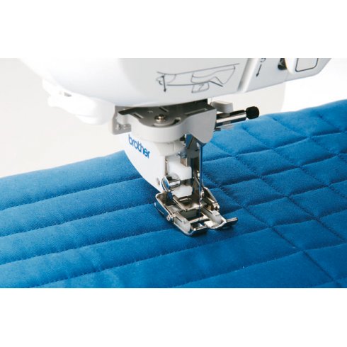 Вышивальная машина Brother PR655