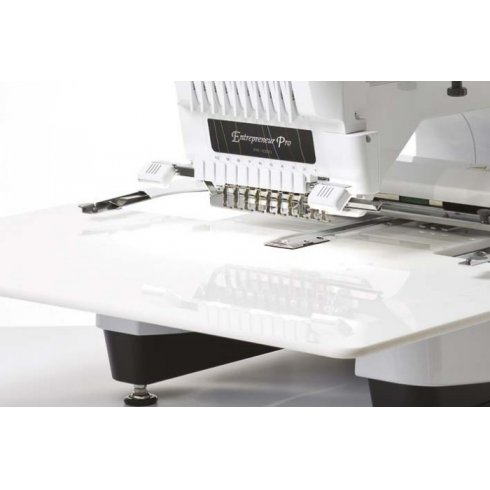 Вышивальная машина Brother PR1000