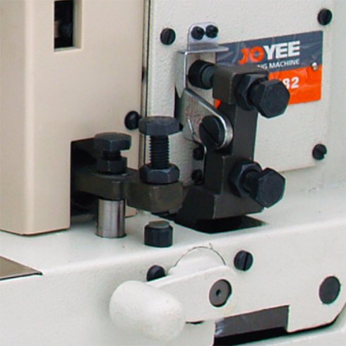 Петельная машина челночного стежка Joyee JY-K781