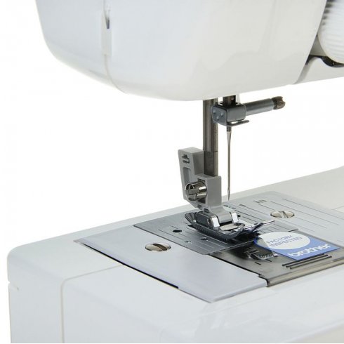 Швейная машина Brother JSL 15