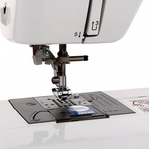 Швейная машина Brother Elite 45