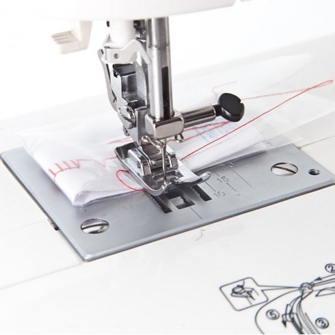 Швейная машина Toyota Leader 25