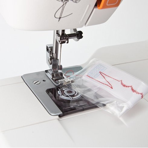 Швейная машина TOYOTA ECO15B