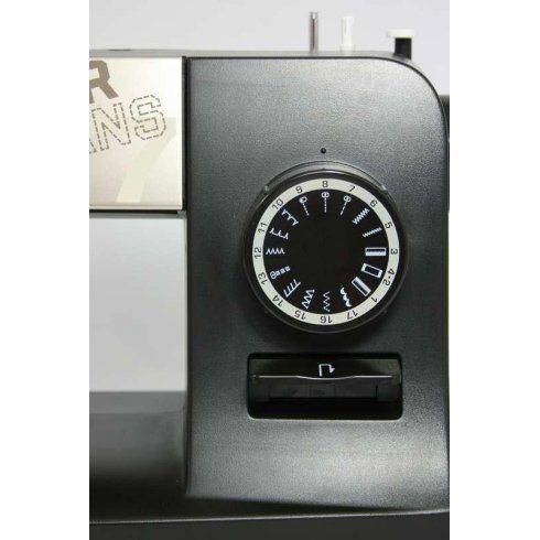 Швейная машина Toyota Super Jeans SPJ17 XL