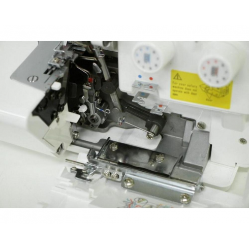 Оверлок Juki MO-654DE