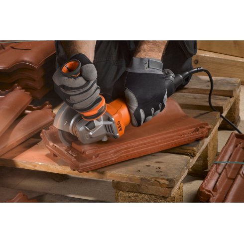 Угловая шлифовальная машина AEG WS 13-125 SXE