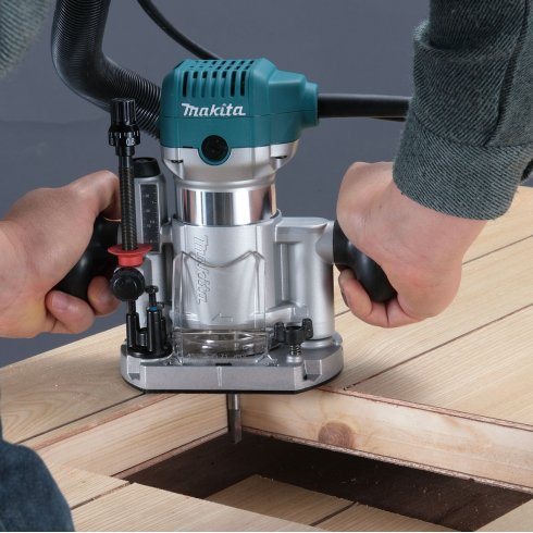 Фрезер кромочный Makita RT0700CX2