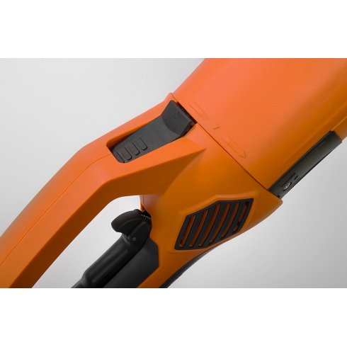 Угловая шлифмашина Daewoo DAG 2600-230