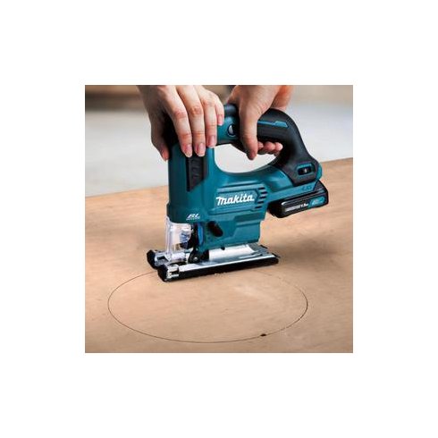 Лобзик аккумуляторный Makita JV103DZ