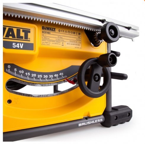 Циркулярная пила DeWalt DCS7485N-XJ