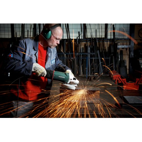 Углошлифовальная машина Metabo WEA 24-230 MVT QUICK (606472000)