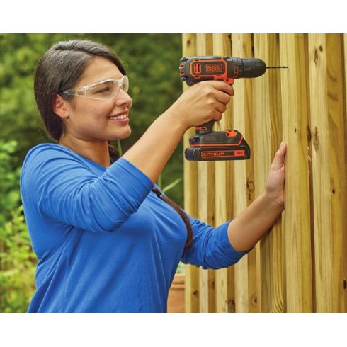 Дрель-шуруповерт Black & Decker BDCDC18K1B-QW