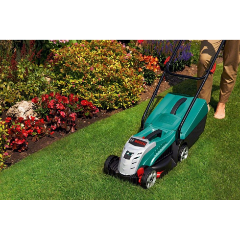 Газонокосилка аккумуляторная Bosch Rotak 32 Li 0.600.885.D06