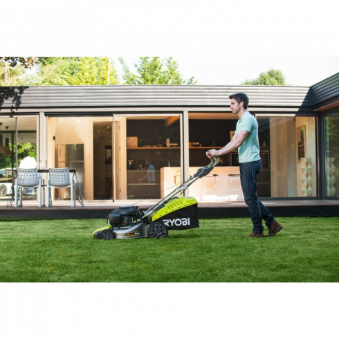 Газонокосилка бензиновая Ryobi RLM46175Y