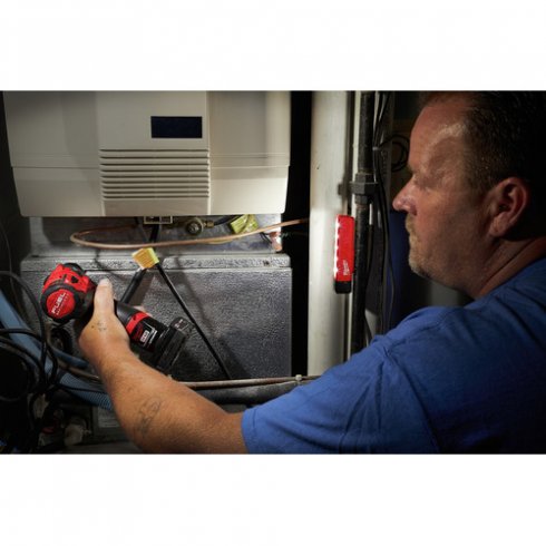 Светодиодный фонарь Milwaukee F-Led