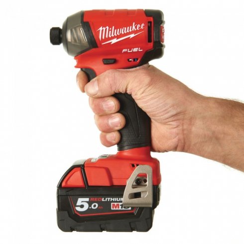 Винтоверт Milwaukee M18 FQID-502X FUEL