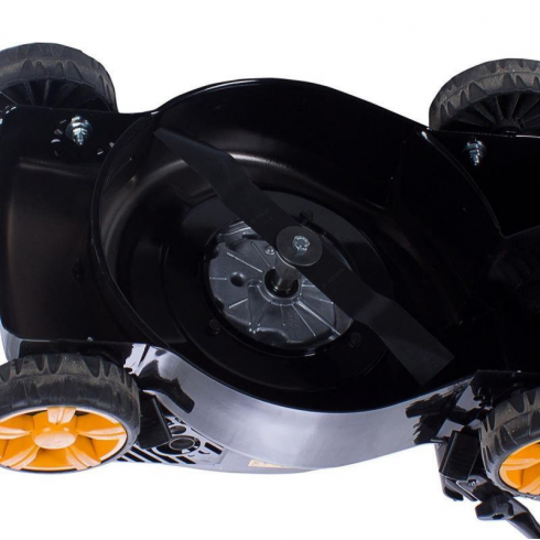 Газонокосилка бензиновая McCulloch M40-110 Classic