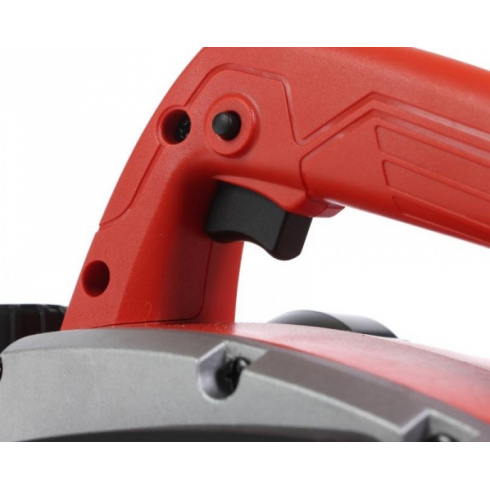 Рубанок Makita MT M1902