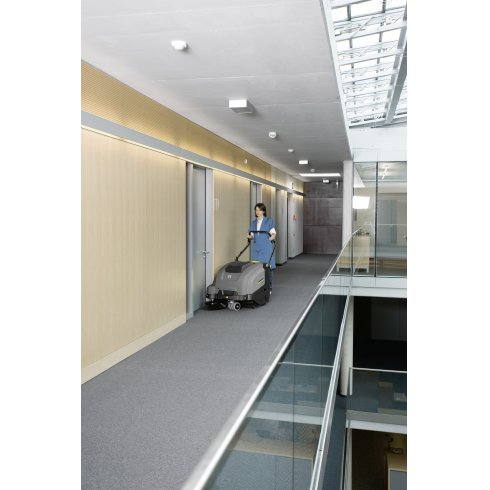 Подметальная машина Karcher KM 75/40 W Bp Pack