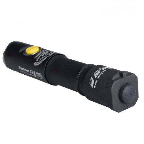 Фонарь Armytek Partner C2 Pro v3 XHP35 (тёплый свет)