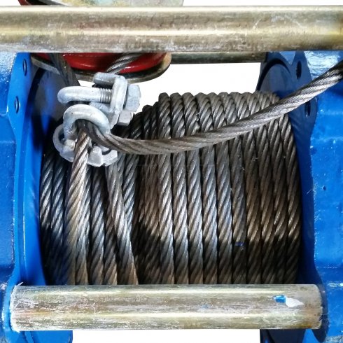 Лебедка электрическая КНР KCD-300 30 м 220В