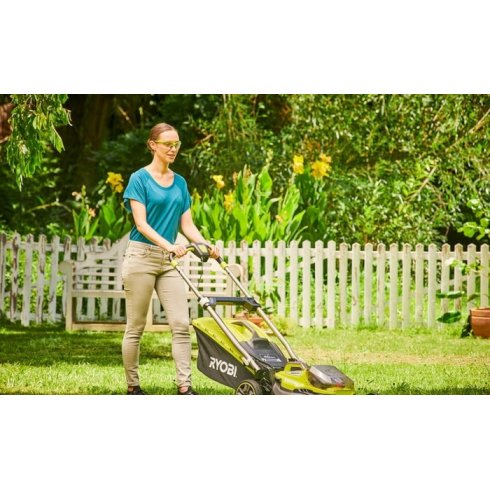Газонокосилка аккумуляторная Ryobi RY18LMX40A-150 (с 1-им АКБ)