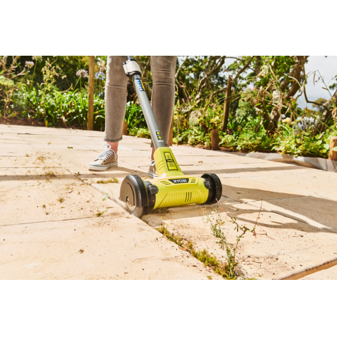 Щёточная машина Ryobi RY18PCA-120