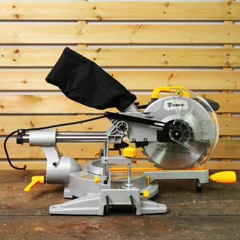 Пила торцовочная Deko DKMS2200-255 Laser