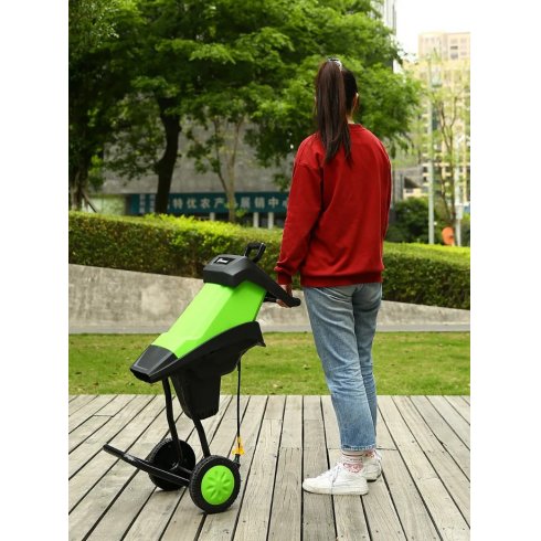 Измельчитель садовых отходов Deko DKSH2800