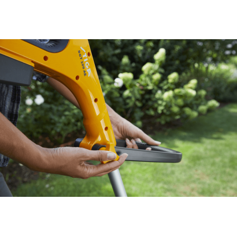 Триммер аккумуляторный Stiga SGT 100 AE