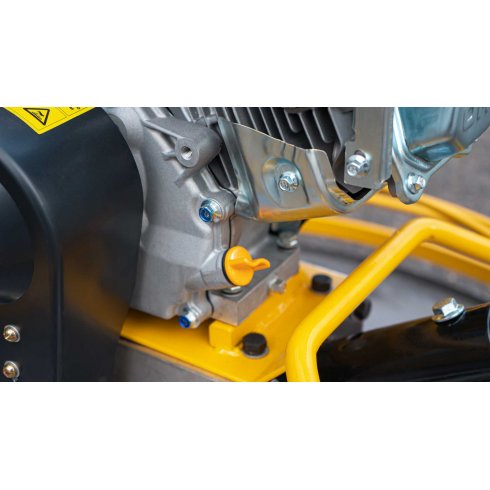 Затирочная машина Impakt PT60L с двигателем Loncin