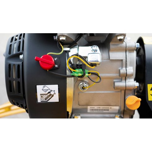 Затирочная машина Impakt PT60L с двигателем Loncin