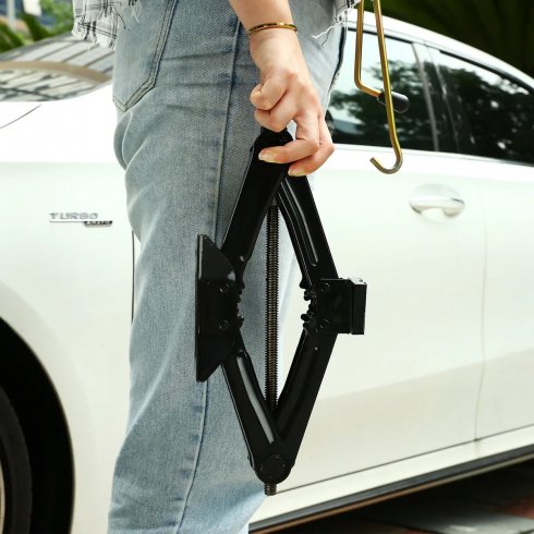 Домкрат винтовой Deko DKJ02