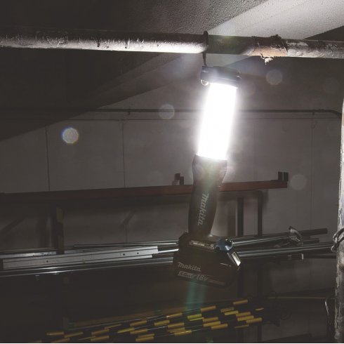 Фонарь Makita DML807 (без АКБ и ЗУ)